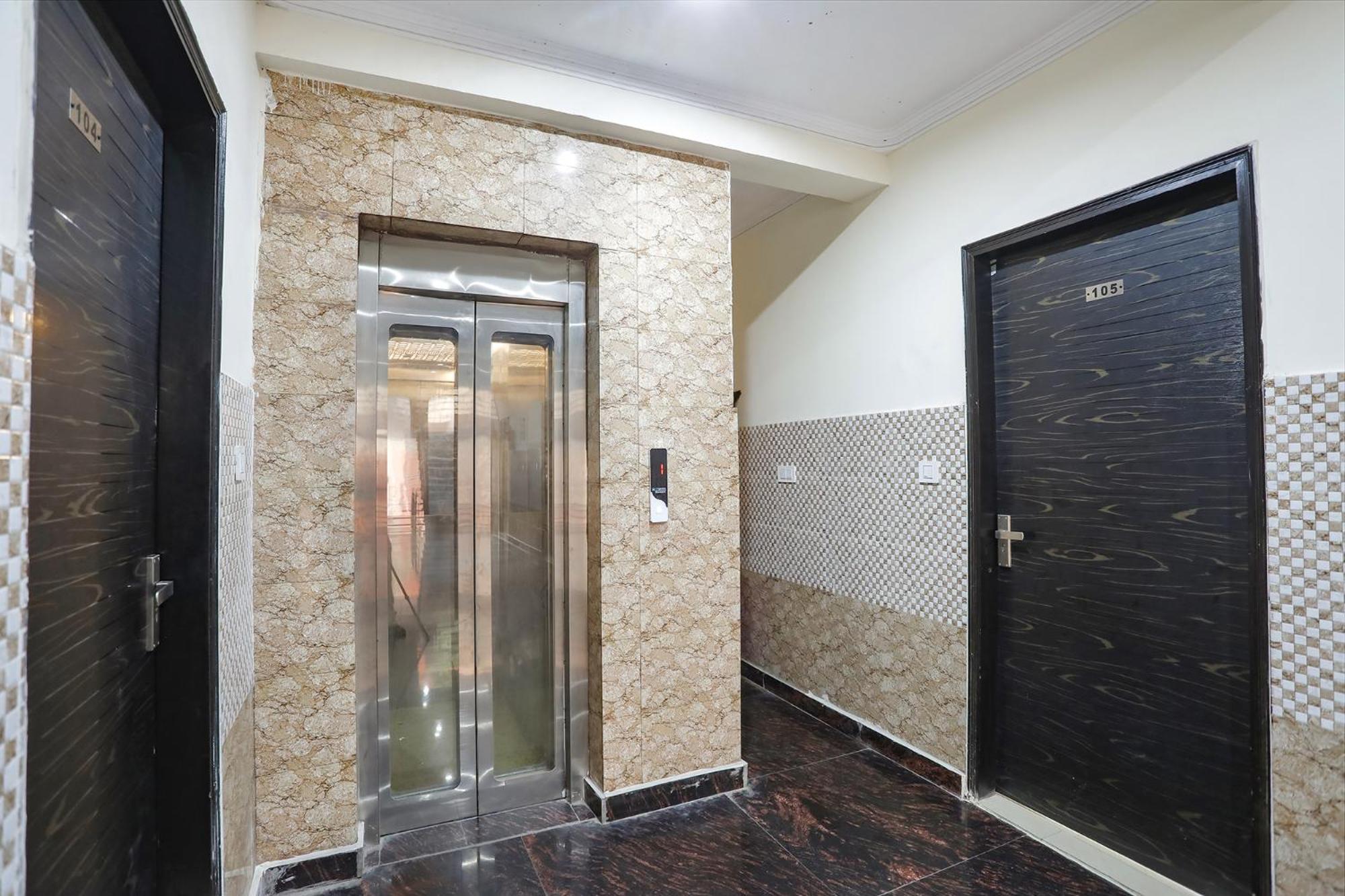 Fabexpress Asp Royal Residency Inn- Janakpuri Delhi  Ngoại thất bức ảnh