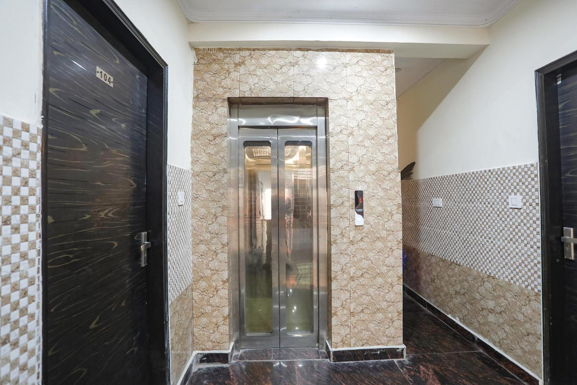 Fabexpress Asp Royal Residency Inn- Janakpuri Delhi  Ngoại thất bức ảnh